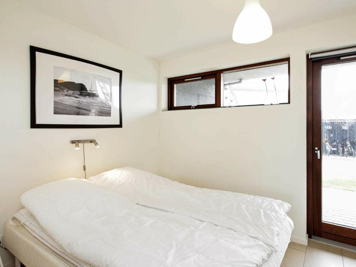 4 Person Holiday Home In Богенсе Екстериор снимка